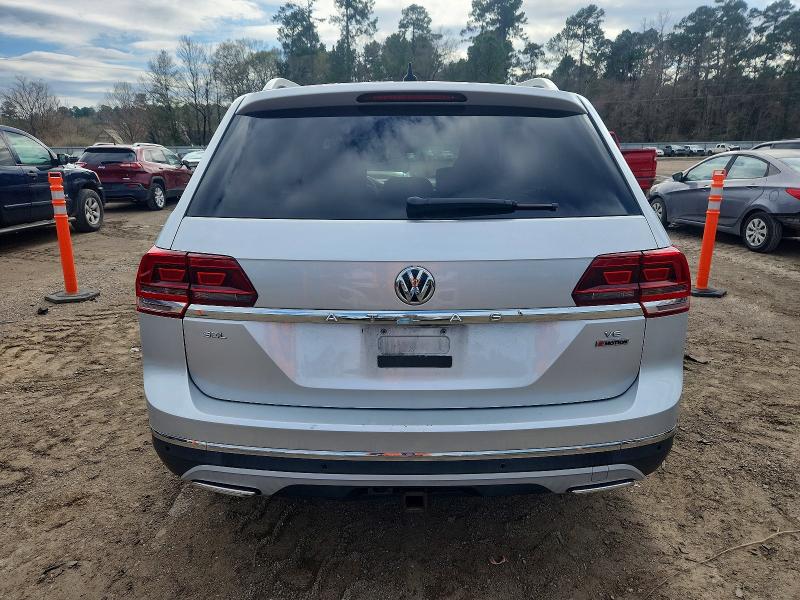 Photo 6 from auction – 2018 VOLKSWAGEN ATLAS SEL with VIN 1V2MR2CA6JC577427