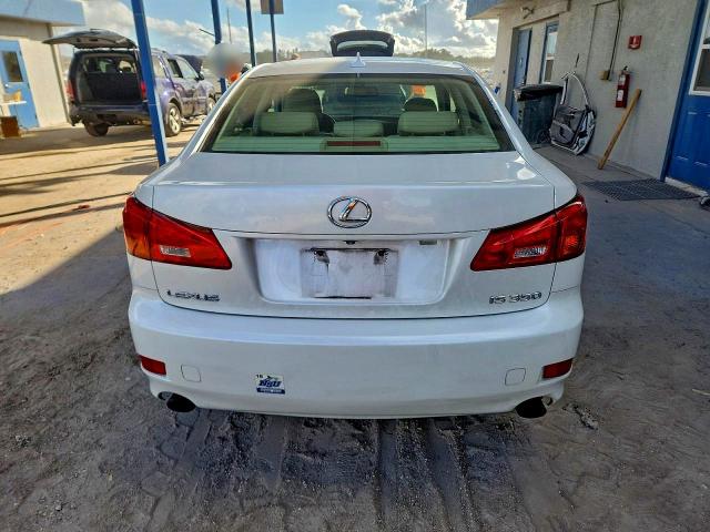 Photo 6 from auction – 2007 LEXUS IS 350 with VIN JTHBE262172012508