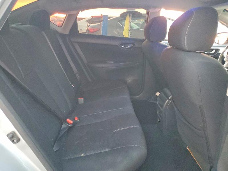 Photo 10 from auction – 2017 NISSAN SENTRA with VIN 3N1AB7AP0HY351949