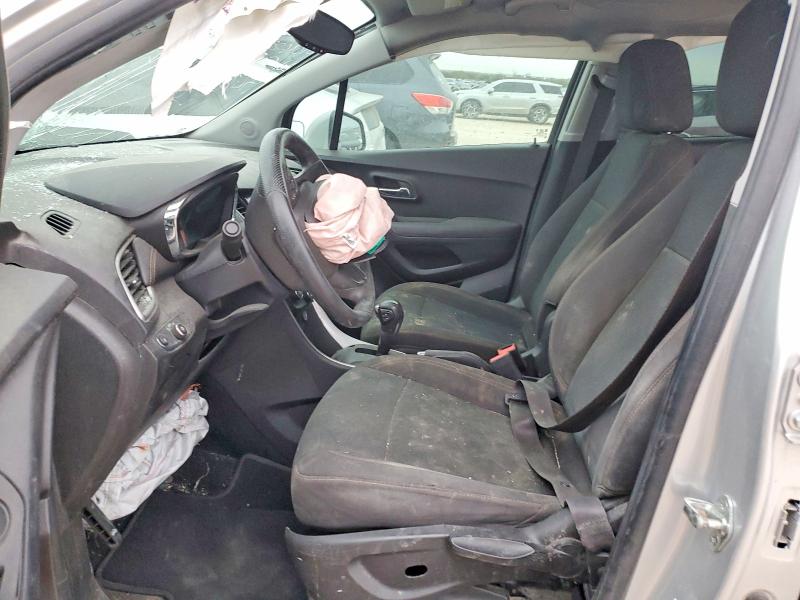 Photo 7 from auction – 2017 CHEVROLET TRAX with VIN KL7CJKSB7HB174357