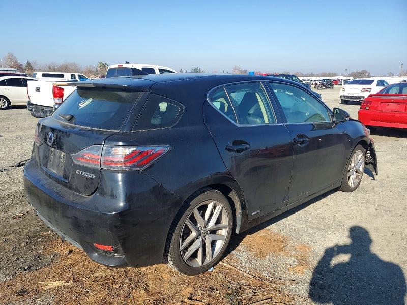 Photo 3 from auction – 2014 LEXUS CT 200H with VIN JTHKD5BHXE2203968