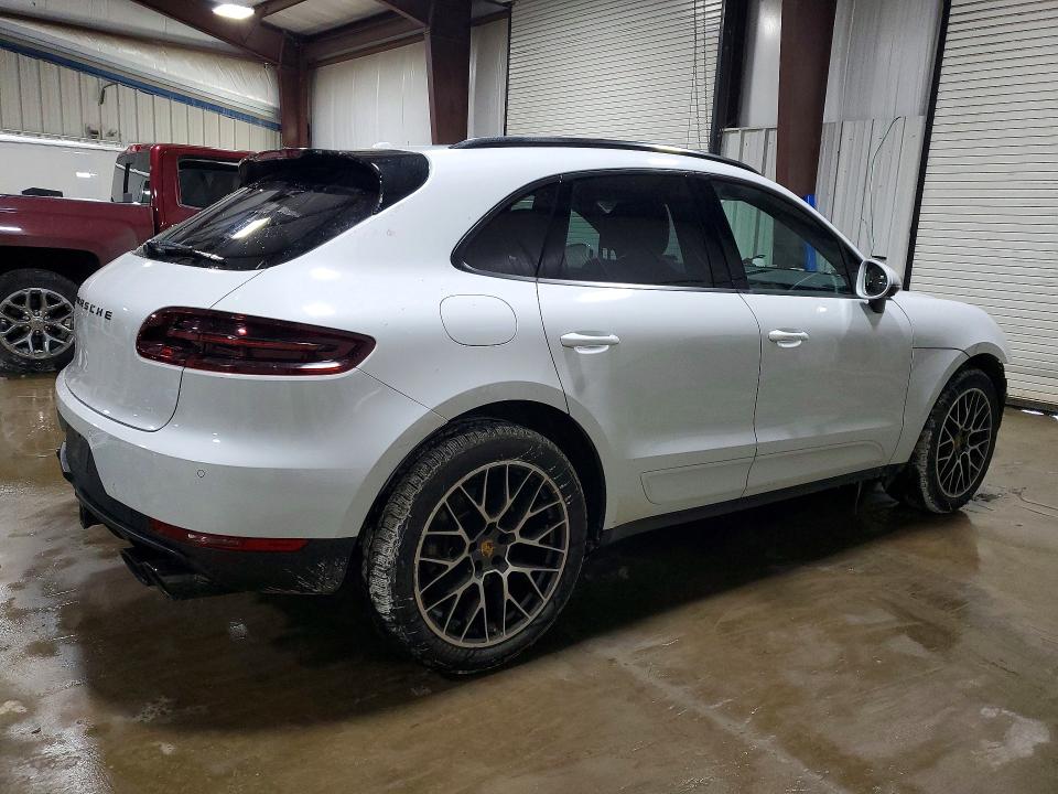 Photo 3 from auction – 2018 PORSCHE MACAN with VIN WP1AA2A5XJLB20765