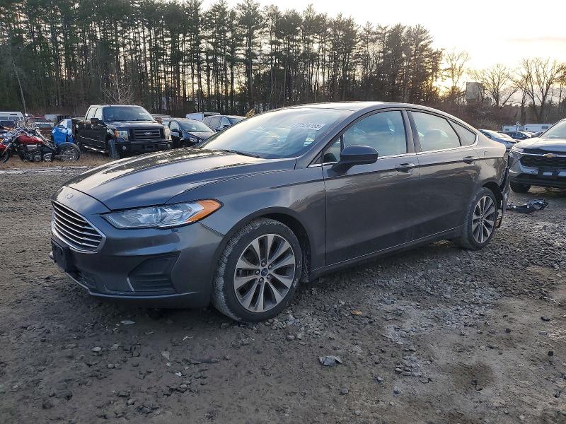 FORD FUSION SE 2019 with VIN 3FA6P0T95KR244526 - Photo from auction