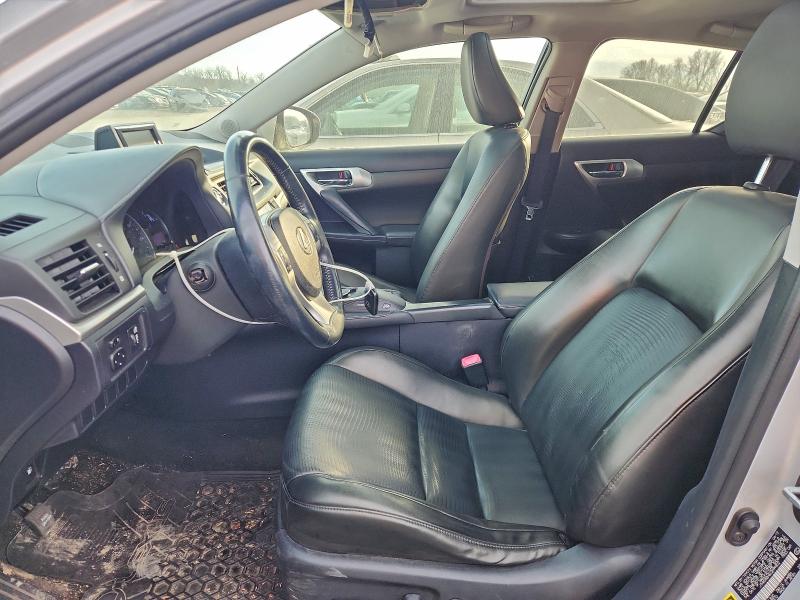 Photo 7 from auction – 2012 LEXUS CT 200 with VIN JTHKD5BH6C2099802