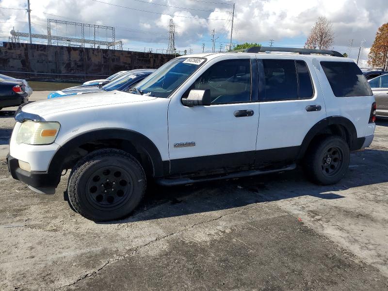 Zdjęcie 1 z aukcji – 2006 FORD EXPLORER X z VIN 1FMEU63E16UB23419