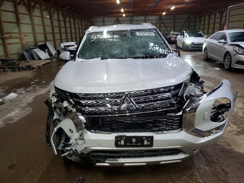 Photo 5 from auction – 2023 MITSUBISHI OUTLANDER with VIN JA4T5VA92PZ610989