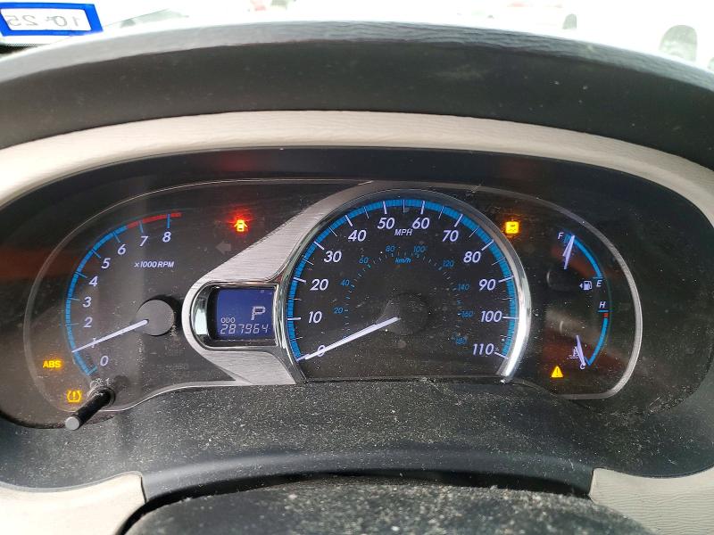 Photo 9 from auction – 2011 TOYOTA SIENNA XLE with VIN 5TDYK3DC2BS169956