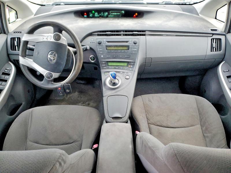 Photo 8 from auction – 2011 TOYOTA PRIUS with VIN JTDKN3DU8B0251179