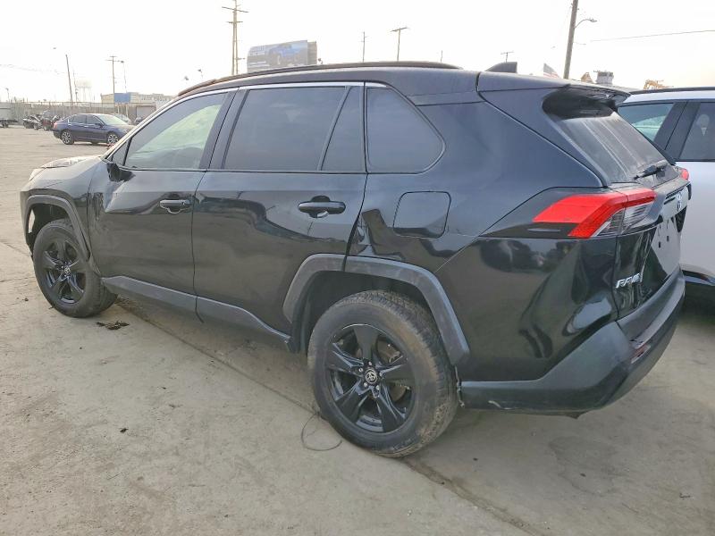 Photo 2 from auction – 2021 TOYOTA RAV4 with VIN 2T3W1RFV6MW165504