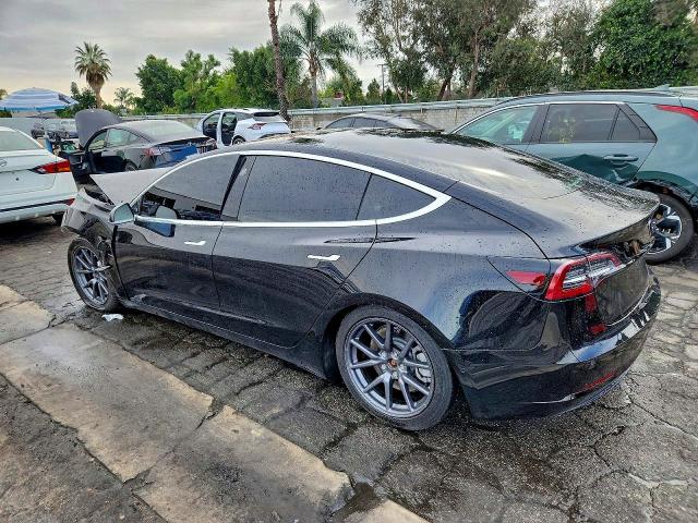 Photo 2 from auction – 2018 TESLA MODEL 3 with VIN 5YJ3E1EA7JF165648