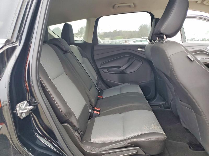 Photo 11 from auction – 2018 FORD ESCAPE SE with VIN 1FMCU0GD0JUA31247