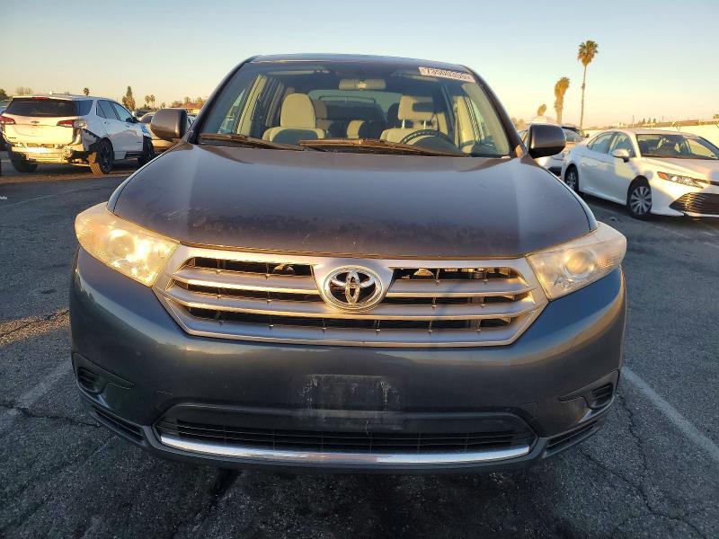 Photo 5 from auction – 2013 TOYOTA HIGHLANDER with VIN 5TDZA3EH7DS046108