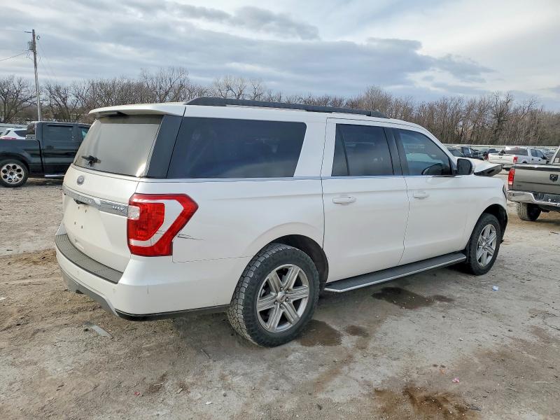 Photo 3 from auction – 2019 FORD EXPEDITION with VIN 1FMJK1JTXKEA82656