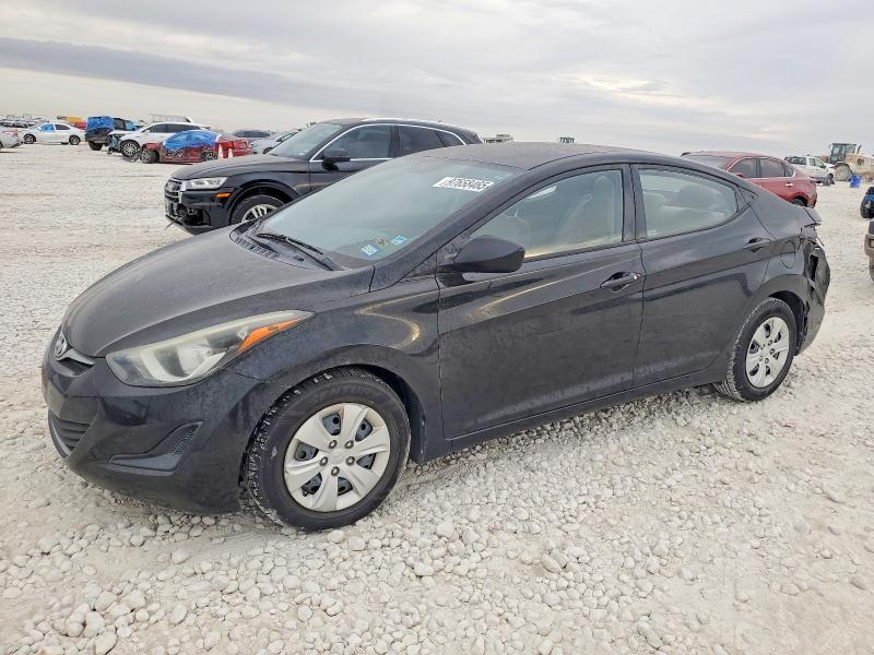HYUNDAI ELANTRA SE 2016 with VIN 5NPDH4AE6GH765318 - Photo from auction
