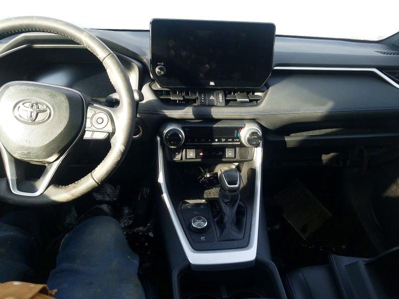 Photo 8 from auction – 2023 TOYOTA RAV4 XSE with VIN 2T35WRFV9PW162095
