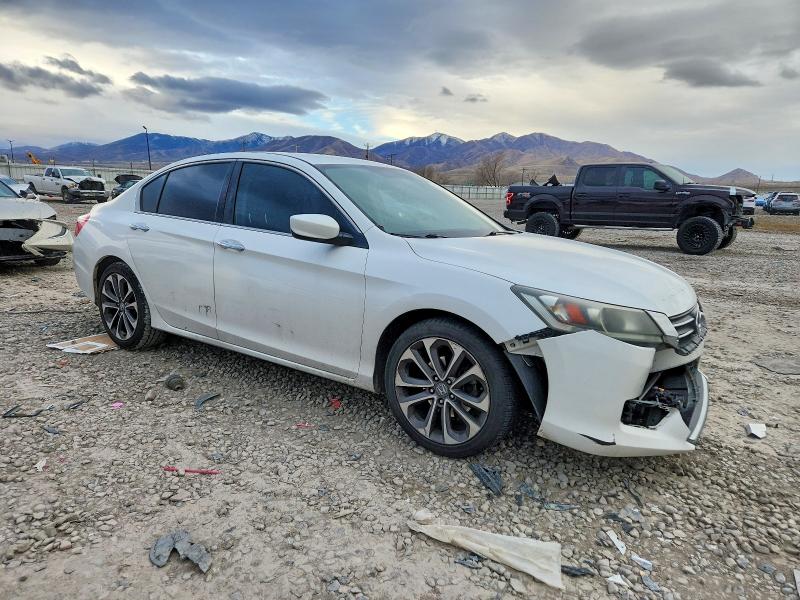Photo 4 from auction – 2015 HONDA ACCORD SPO with VIN 1HGCR2F58FA201909