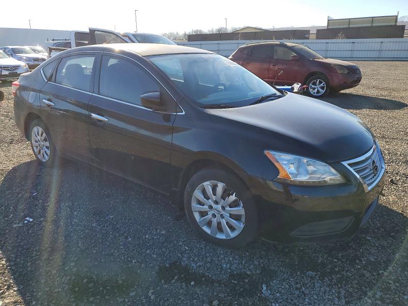 Photo 4 from auction – 2015 NISSAN SENTRA S with VIN 3N1AB7AP1FY252294