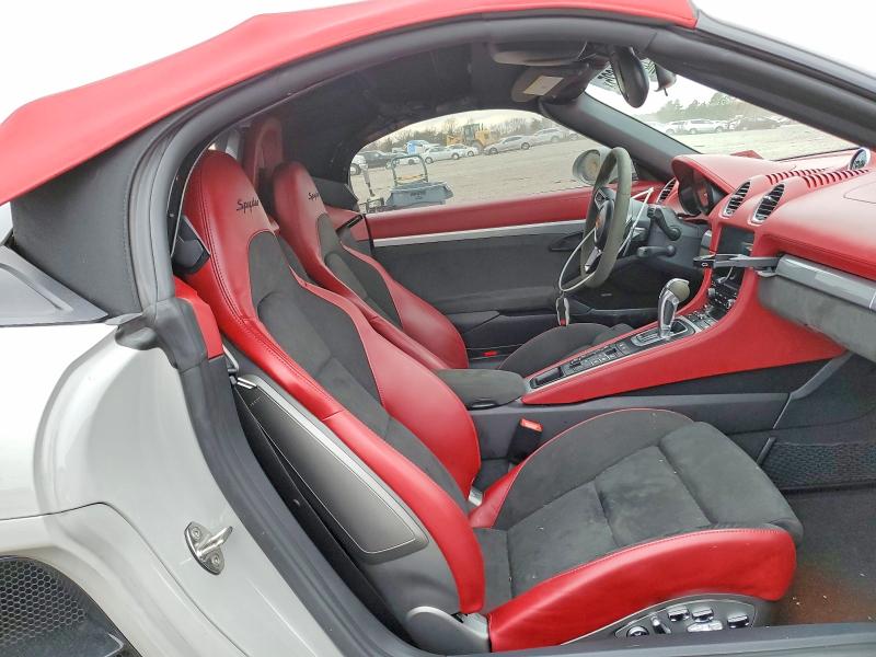 Photo 10 from auction – 2023 PORSCHE BOXSTER with VIN WP0CC2A84PS222124