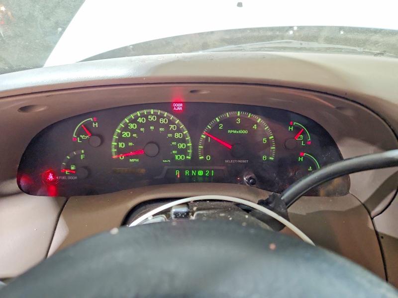 Photo 9 from auction – 2000 FORD F150 with VIN 1FTRX17W6YNB93630