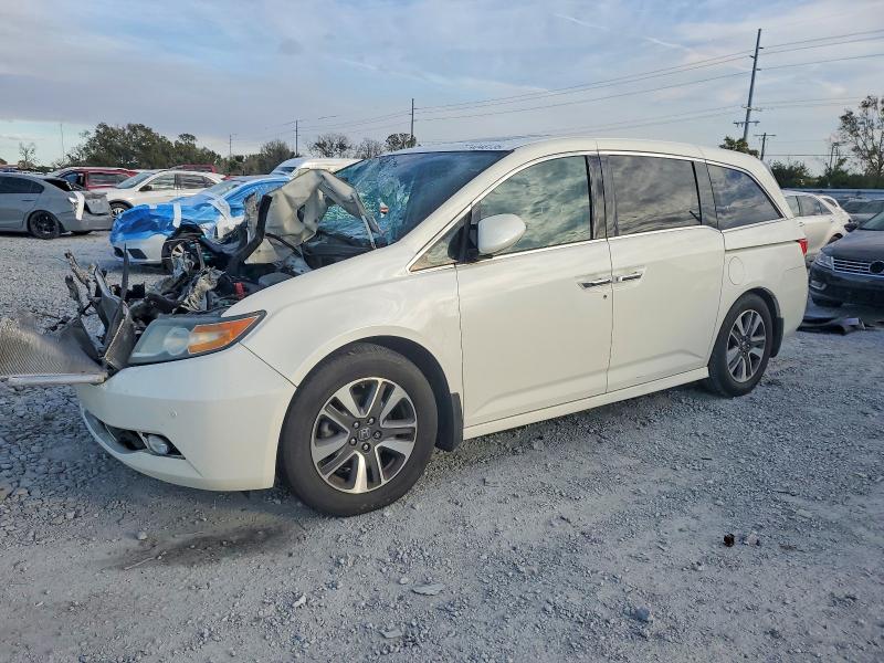 Photo 1 from auction – 2015 HONDA ODYSSEY with VIN 5FNRL5H93FB104135