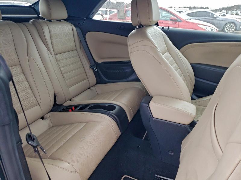 Photo 10 from auction – 2016 BUICK CASCADA PR with VIN W04WT3N5XGG037866