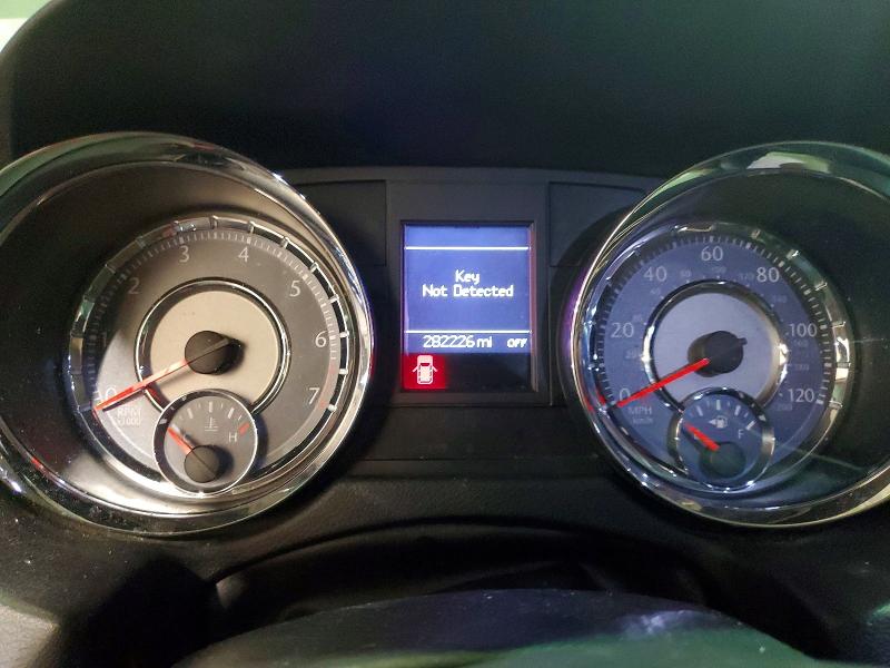 Photo 9 from auction – 2014 CHRYSLER TOWN & COU with VIN 2C4RC1CG4ER147738