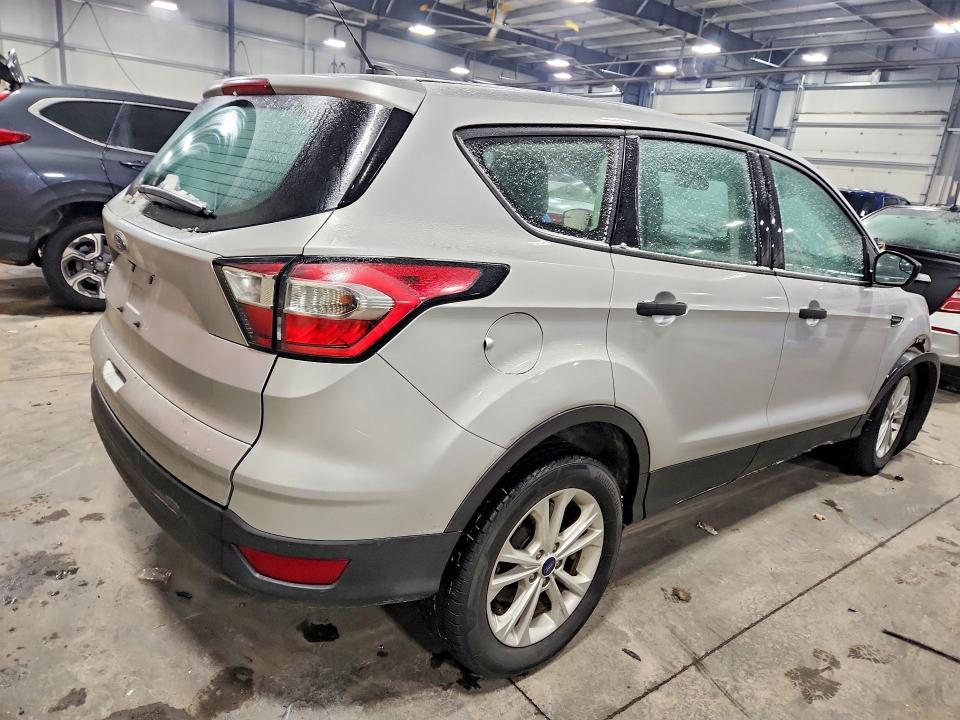 Zdjęcie 3 z aukcji – 2017 FORD ESCAPE z VIN 1FMCU0F79HUD87220