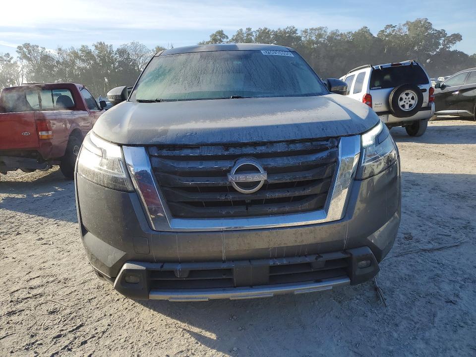 Photo 5 from auction – 2024 NISSAN PATHFINDER with VIN 5N1DR3CA9RC249630