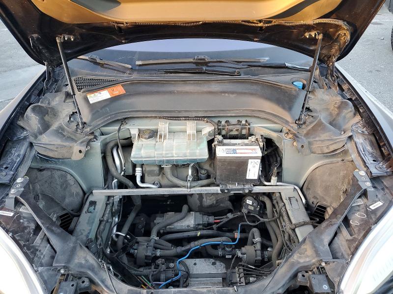 Photo 11 from auction – 2014 TESLA MODEL S with VIN 5YJSA1H28EFP65497