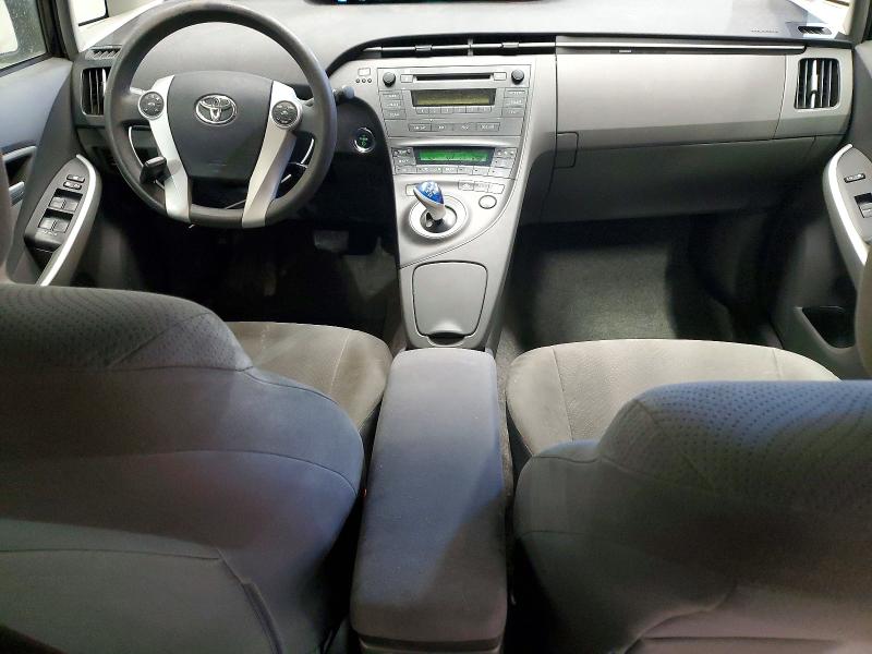 Photo 8 from auction – 2010 TOYOTA PRIUS with VIN JTDKN3DU3A0035237