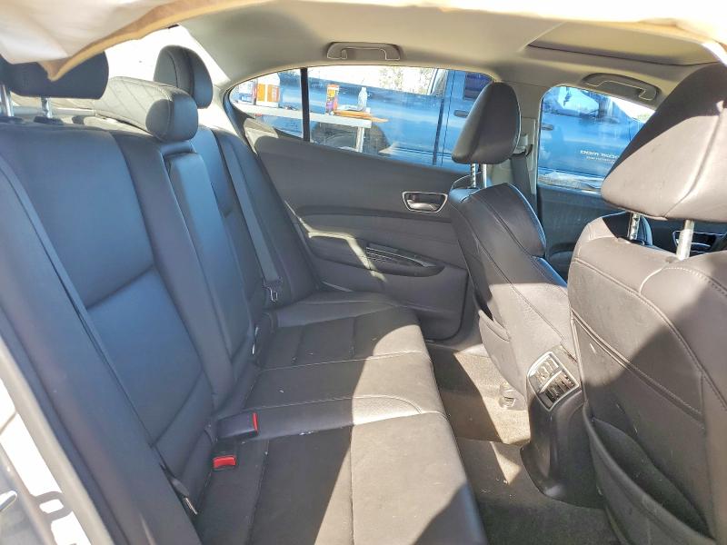 Photo 10 from auction – 2018 ACURA TLX with VIN 19UUB1F3XJA007599