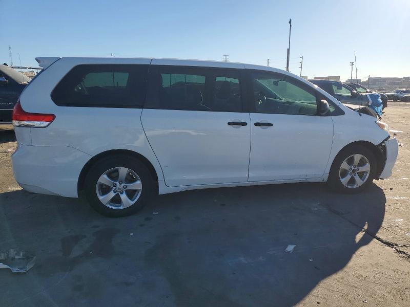 Photo 3 from auction – 2014 TOYOTA SIENNA with VIN 5TDZK3DCXES480415