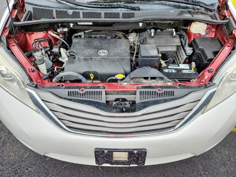 Zdjęcie 12 z aukcji – 2013 TOYOTA SIENNA z VIN 5TDYK3DC6DS291044