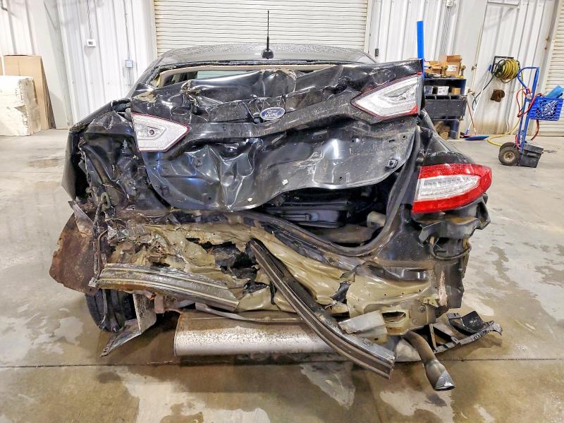Photo 6 from auction – 2016 FORD FUSION with VIN 3FA6P0LU0GR328863