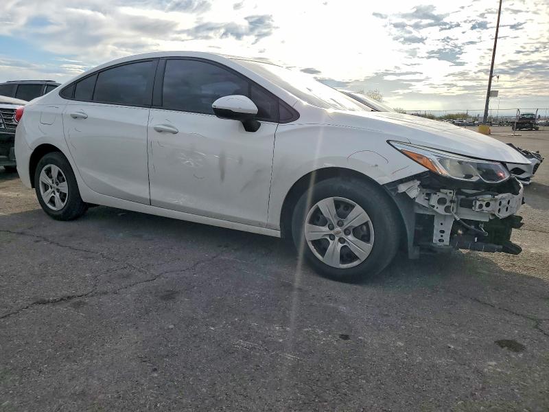 Photo 4 from auction – 2018 CHEVROLET CRUZE with VIN 1G1BC5SM2J7180399