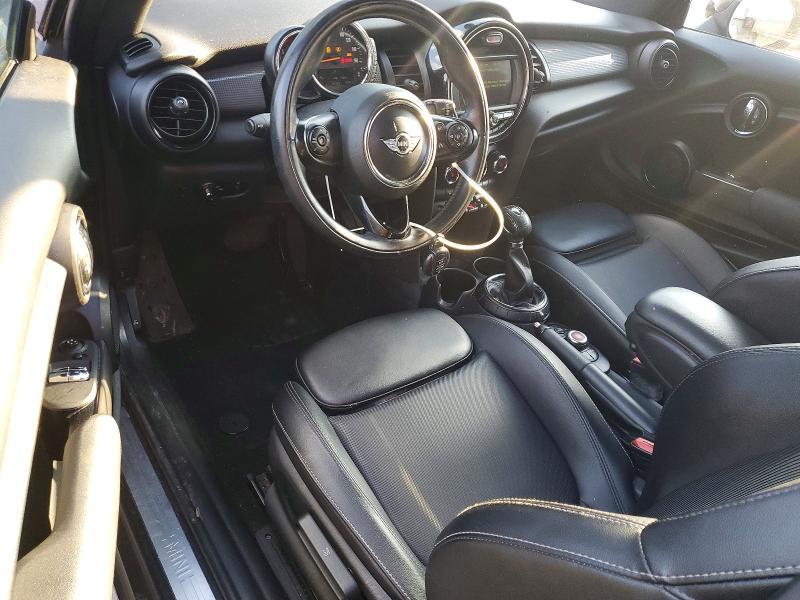 Photo 8 from auction – 2016 MINI COOPER with VIN WMWXP5C51G2D13135