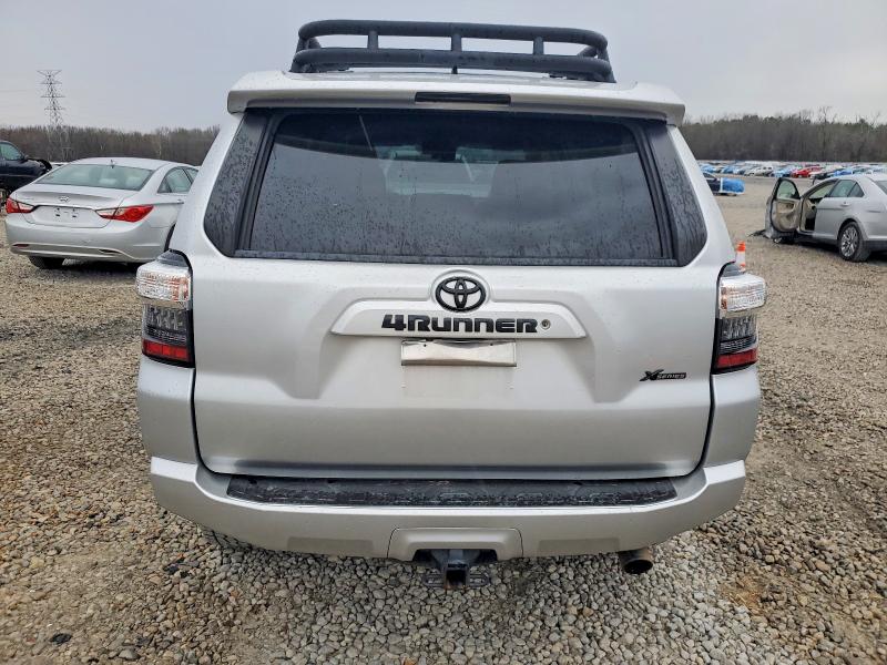 Photo 6 from auction – 2021 TOYOTA 4RUNNER with VIN JTEEU5JR1M5229084