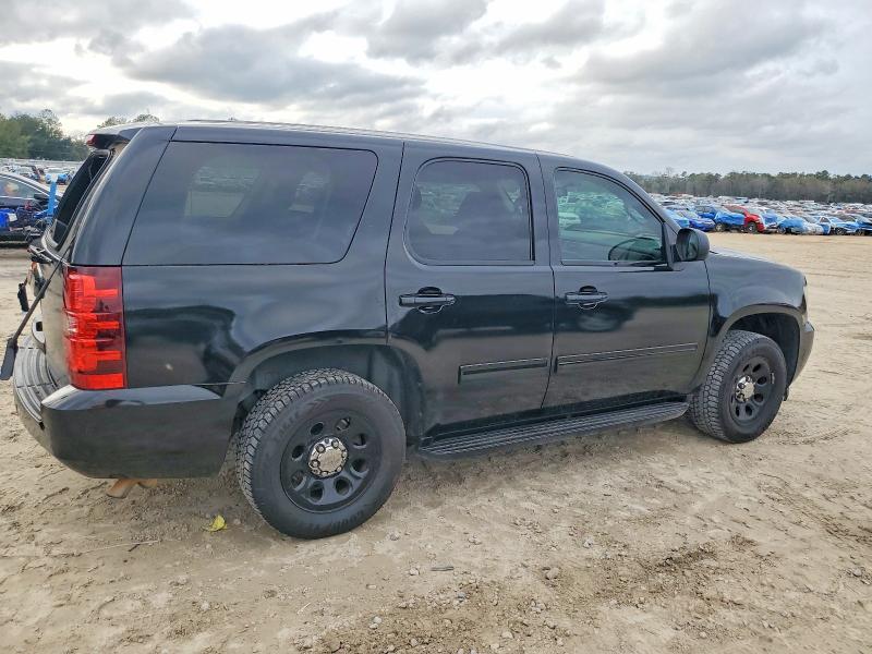 Photo 3 from auction – 2014 CHEVROLET TAHOE POLI with VIN 1GNLC2E04ER193689