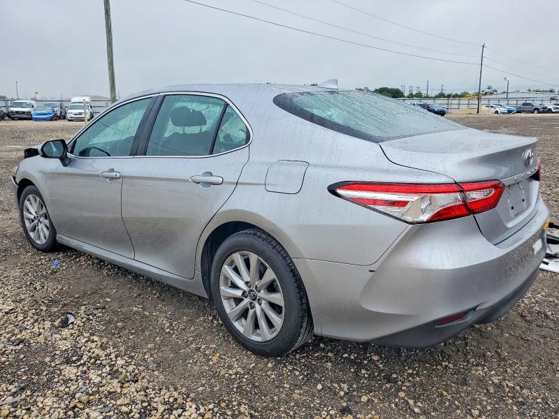 Photo 2 from auction – 2020 TOYOTA CAMRY with VIN 4T1C11AK7LU917445