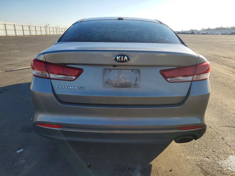 Photo 6 from auction – 2016 KIA OPTIMA with VIN 5XXGT4L3XGG113742