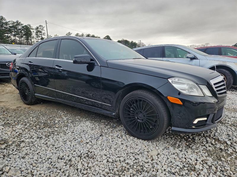 Photo 4 from auction – 2010 MERCEDES-BENZ E 550 with VIN WDDHF7CB6AA199984