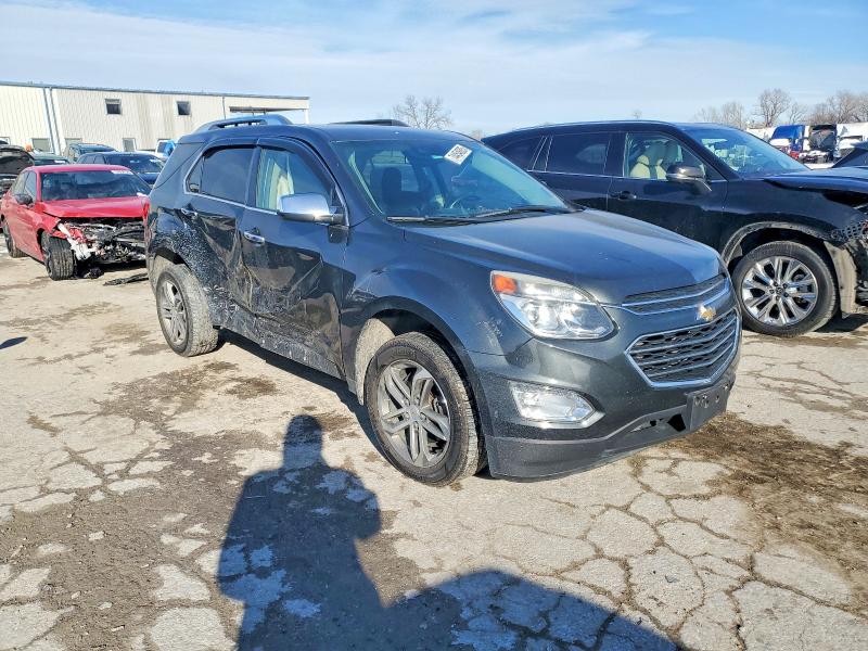 Photo 4 from auction – 2017 CHEVROLET EQUINOX with VIN 2GNALDEK2H1576130