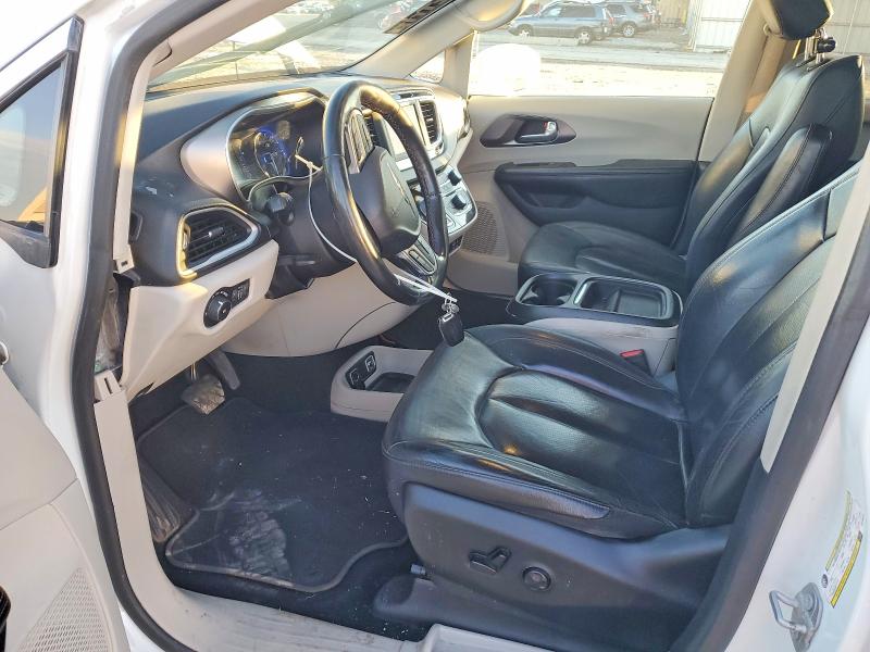 Photo 7 from auction – 2020 CHRYSLER PACIFICA T with VIN 2C4RC1BG4LR130274
