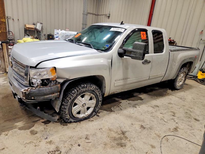 CHEVROLET SILVERADO 2013 with VIN 1GCRKSE76DZ201633 - Photo from auction