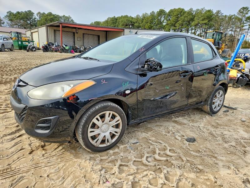 MAZDA MAZDA2 2013 with VIN JM1DE1KZ8D0163618 - Photo from auction