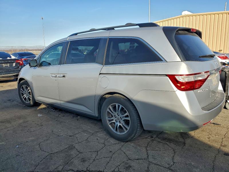 Photo 2 from auction – 2013 HONDA ODYSSEY with VIN 5FNRL5H64DB091561