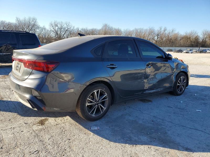 Photo 3 from auction – 2024 KIA FORTE with VIN 3KPF24AD1RE841133