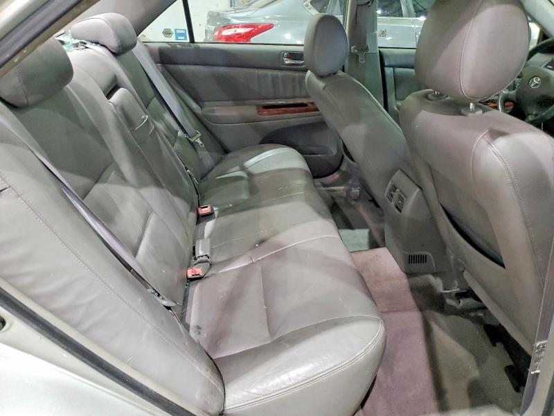 Photo 10 from auction – 2002 TOYOTA CAMRY with VIN JTDBF30K320045124