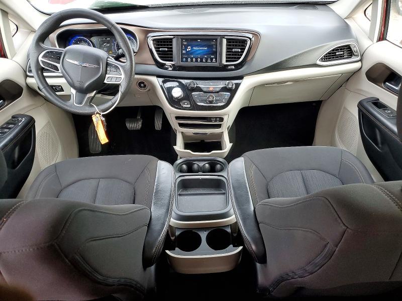 Photo 8 from auction – 2018 CHRYSLER PACIFICA T with VIN 2C4RC1FG8JR106258