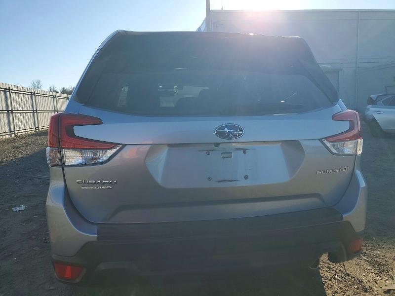 Photo 6 from auction – 2019 SUBARU FORESTER L with VIN JF2SKASC8KH517066